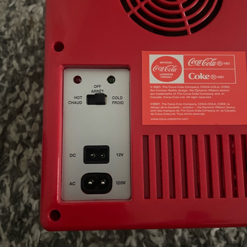 Coco-Cola Mini Fridge - Picture 4 of 6